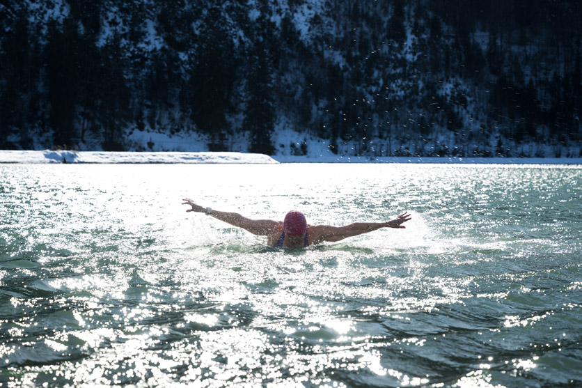 Begegnung mit Eisschwimmerin Jeannette Stangier-Bors am Obersee in Näfels