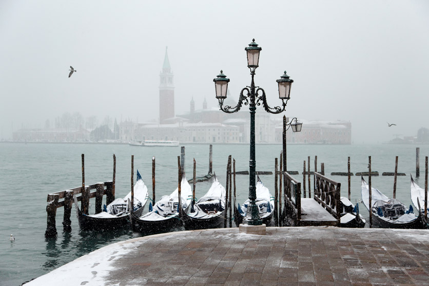Canale Grande in Venedig im Nebel