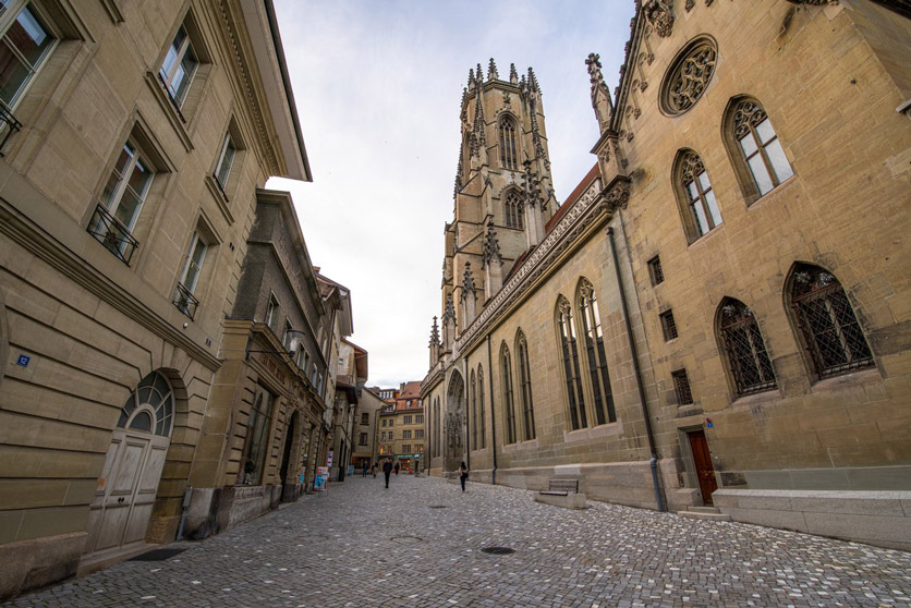 Kathedrale St. Nikolaus in Fribourg