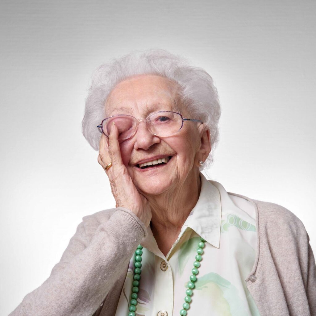 Swiss100 Ausstellung: Portrait einer über 100-Jährigen