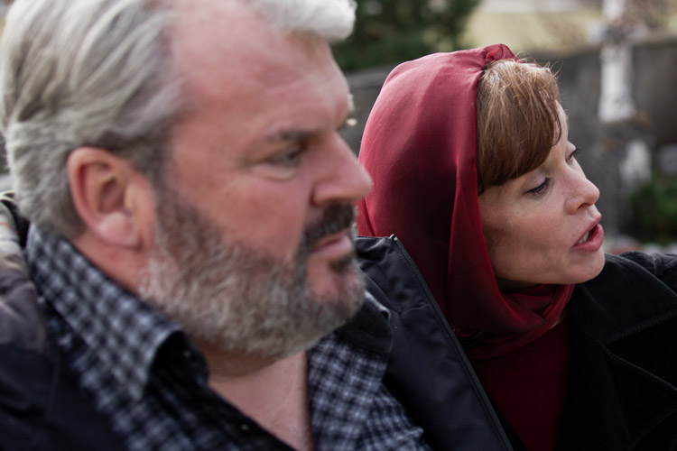 Mona Petri im Bestatter