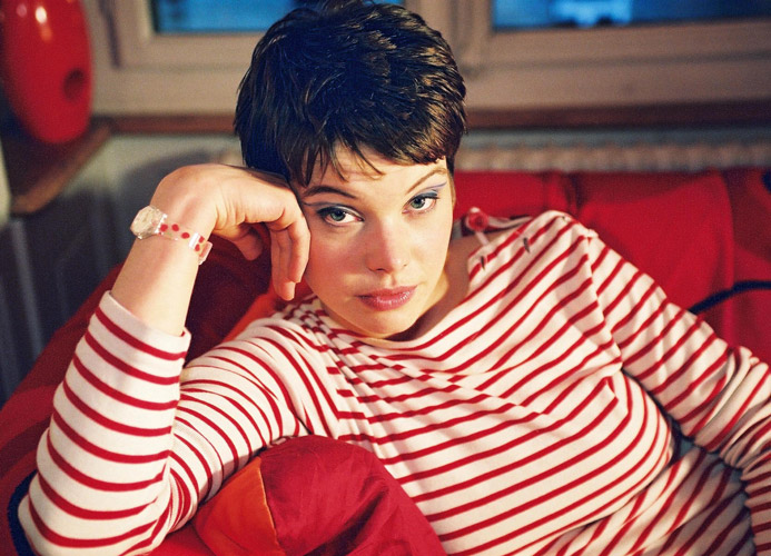 Mona Petri in Füür oder Flamme